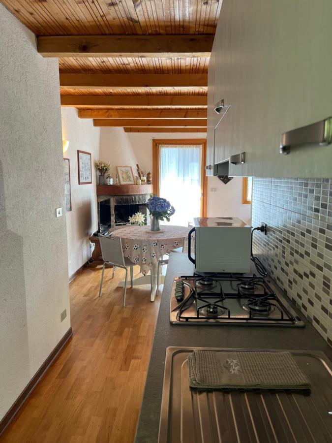 Chalet Blanc "Le Flocon" Courmayeur Exterior photo