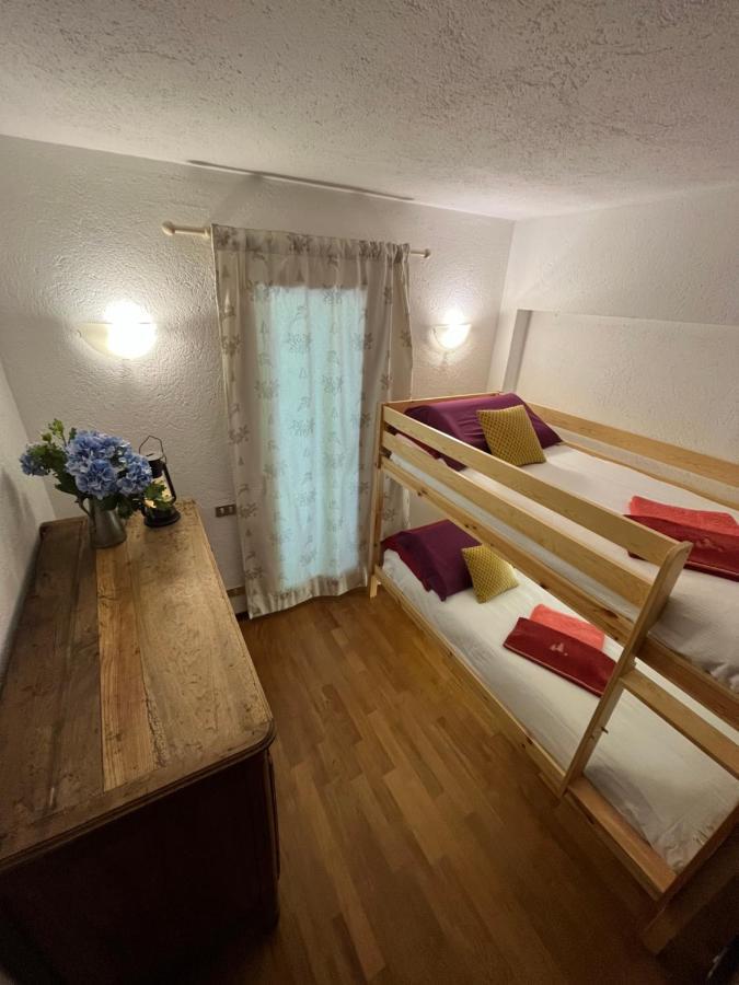 Chalet Blanc "Le Flocon" Courmayeur Exterior photo