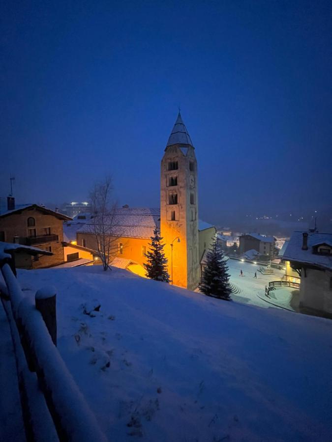 Chalet Blanc "Le Flocon" Courmayeur Exterior photo