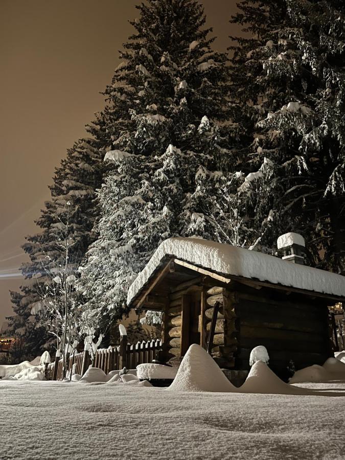 Chalet Blanc "Le Flocon" Courmayeur Exterior photo